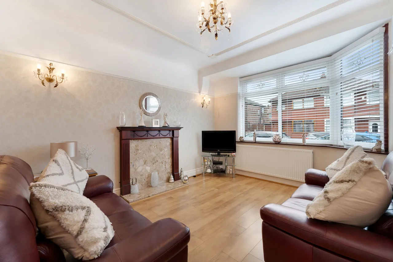 Claremont Drive, Widnes, Widnes, WA8 9LX, photo 4