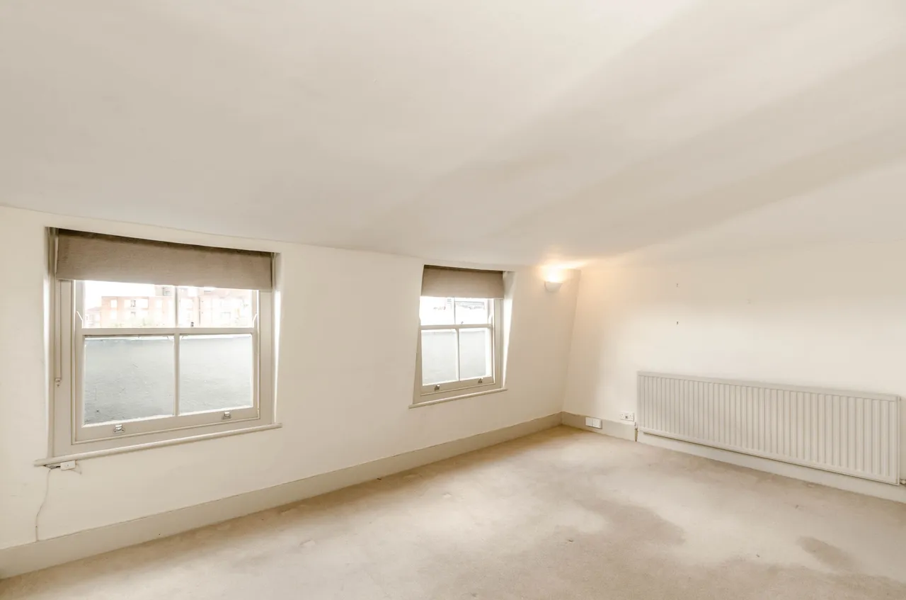 Flat B, 15 Keith Grove, London, photo 2