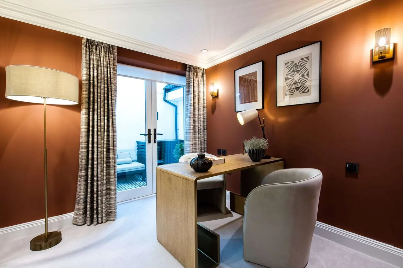 Prince of Wales Terrace, London, W8 5PQ, photo 4