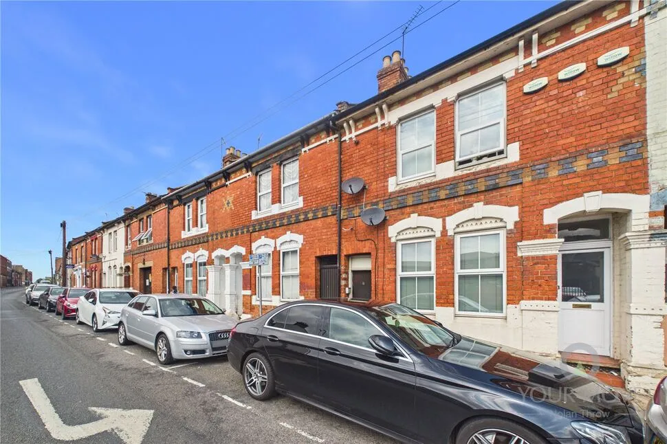 1 bed flat to rent — St. Michaels Road, Northampton, NN1