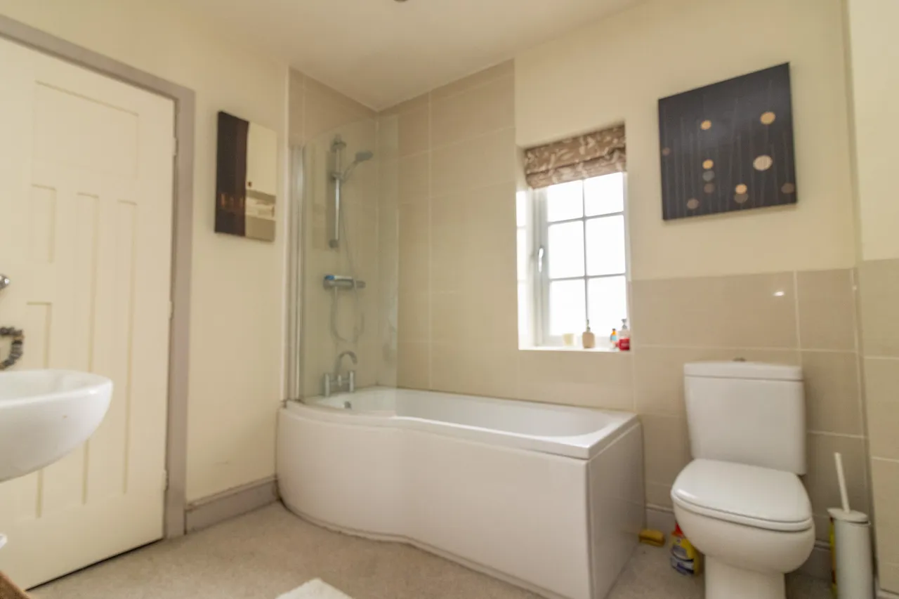 Melton Road, Syston, Leicester, Leicester, LE7 2BE, photo 26