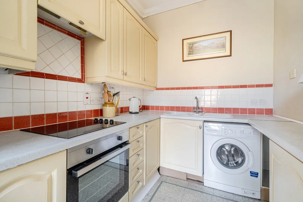 Helme Lodge, Natland, LA9, photo 15