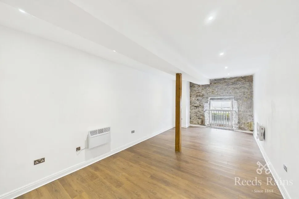 Healey Wood Road, Burnley, BB11, photo 6