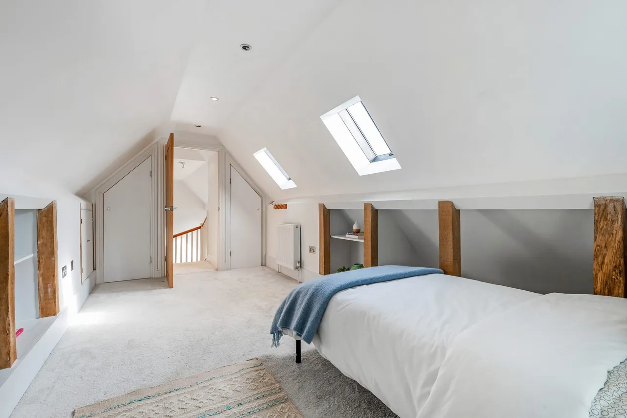 The Granary Hook Road, North Warnborough, Hook, RG29 1EU, photo 15
