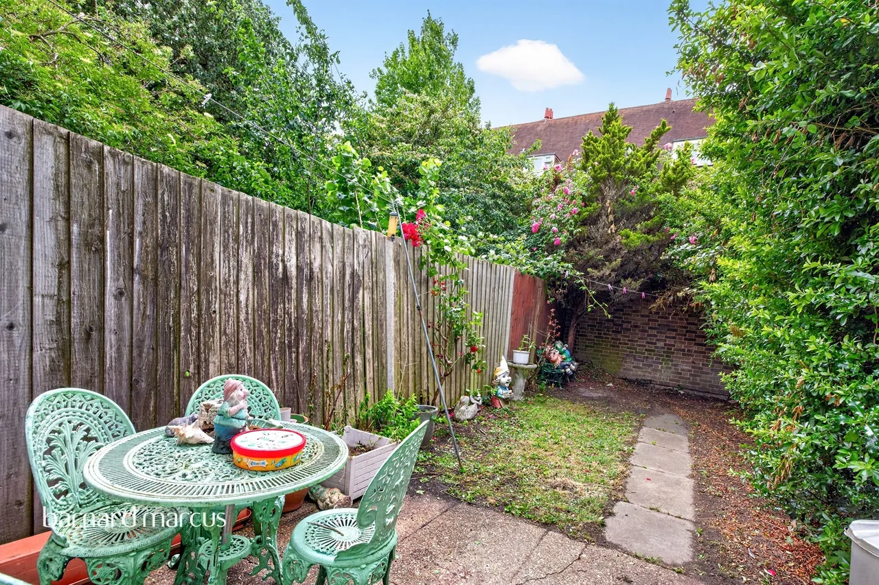 Penton Place, London, photo 6