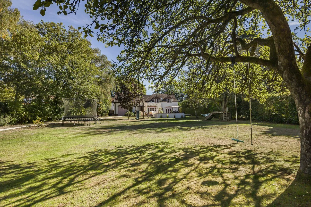 Goffs Hill, Crays Pond, RG8, photo 19