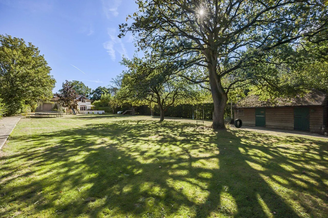 Goffs Hill, Crays Pond, RG8, photo 22