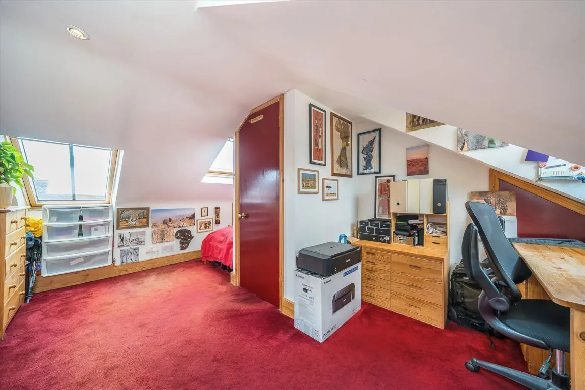 Haverhill Road, SW12, photo 6