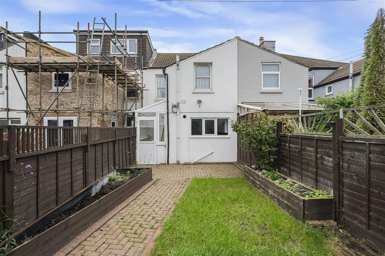 Norton Terrace, Newhaven, photo 8