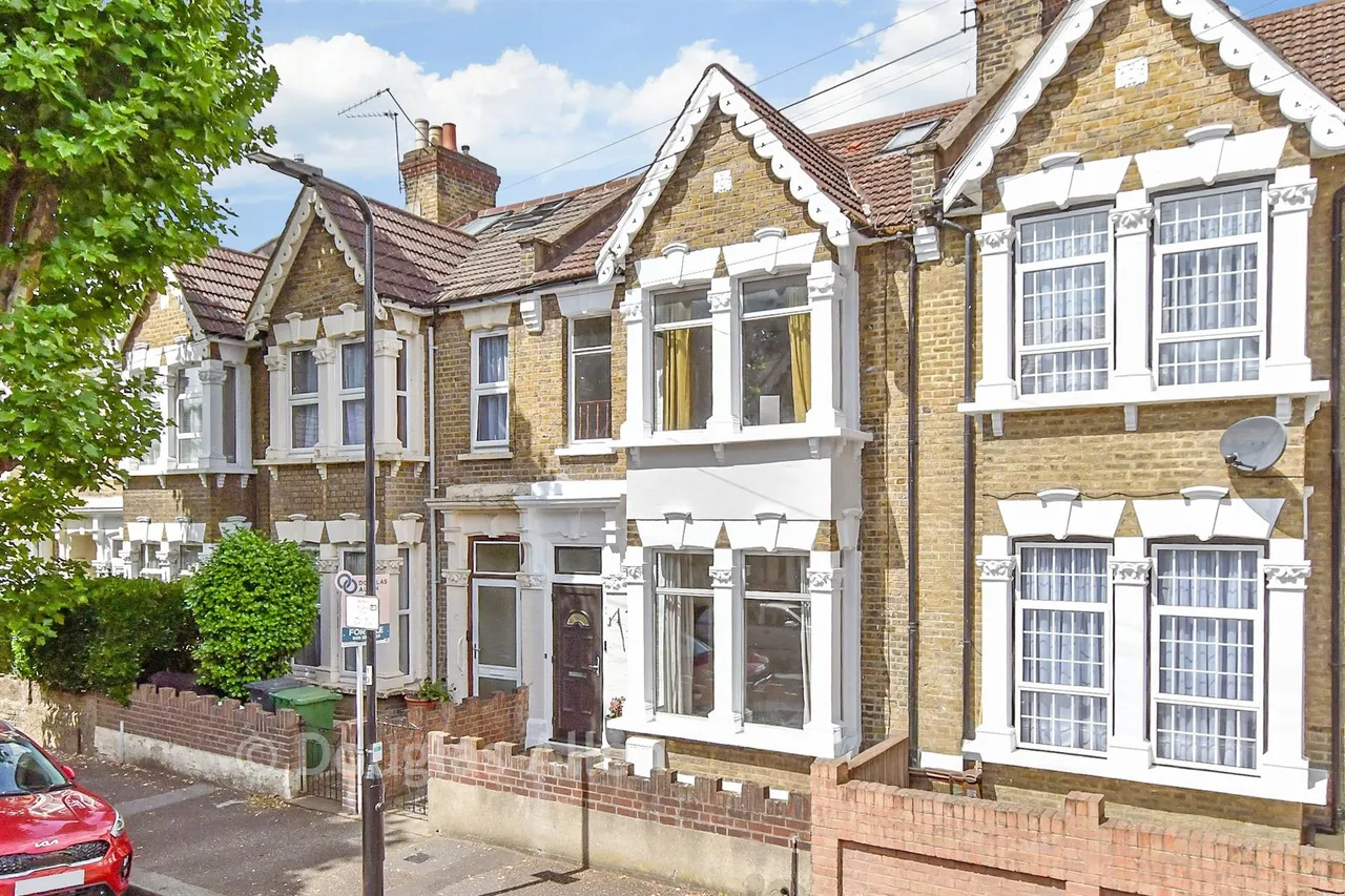 5 bed house for sale, Harold Road, Leytonstone, E11