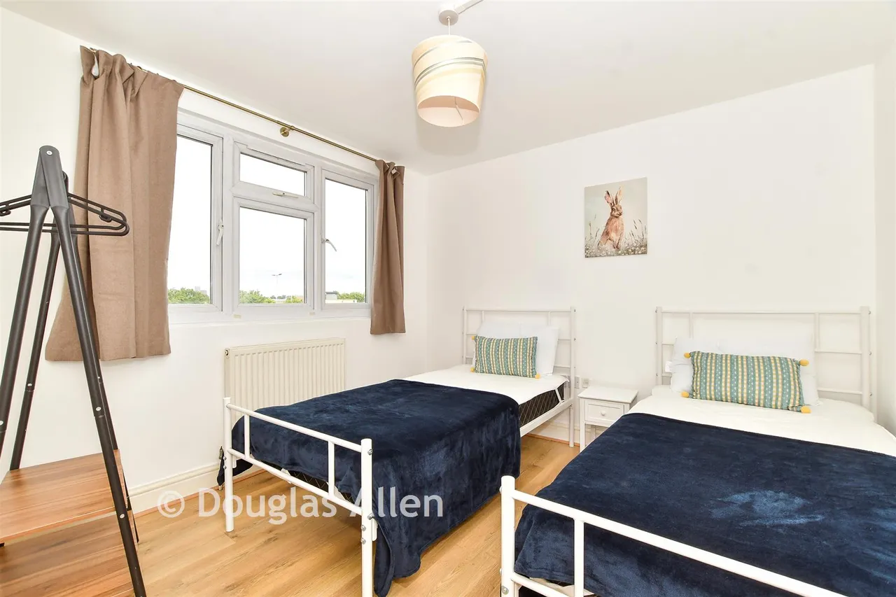 Harold Road, Leytonstone, E11, photo 12