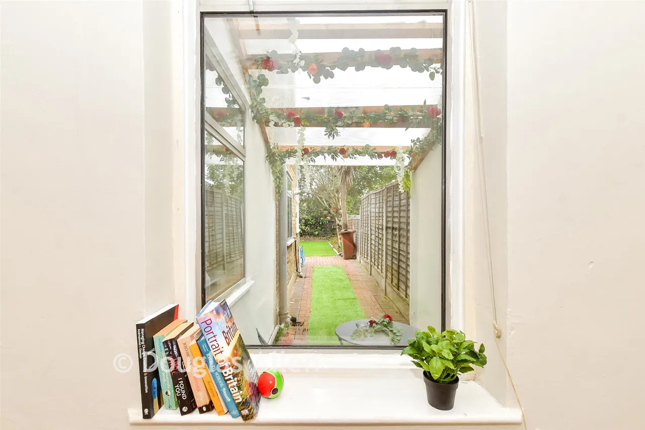Harold Road, Leytonstone, E11, photo 13