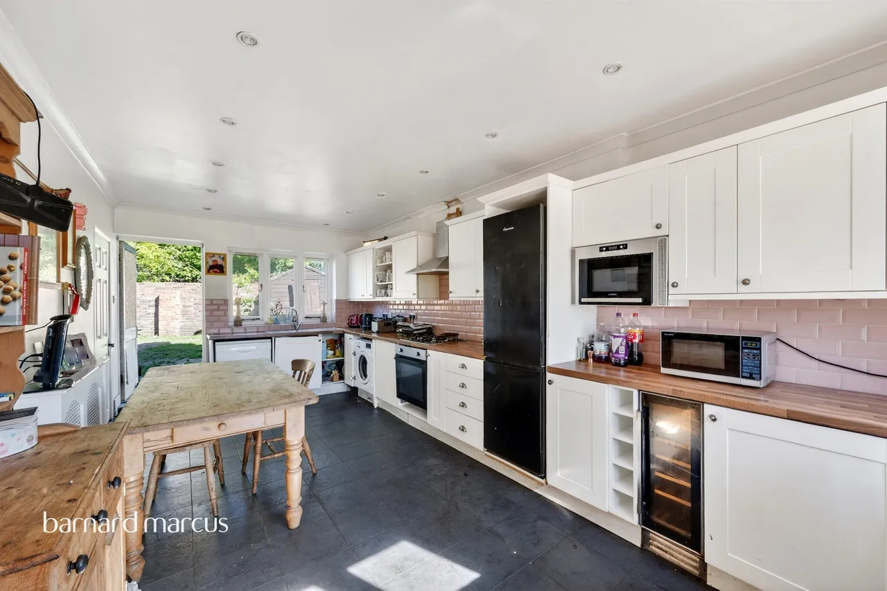 Woodcote Road, Epsom, KT18, photo 4