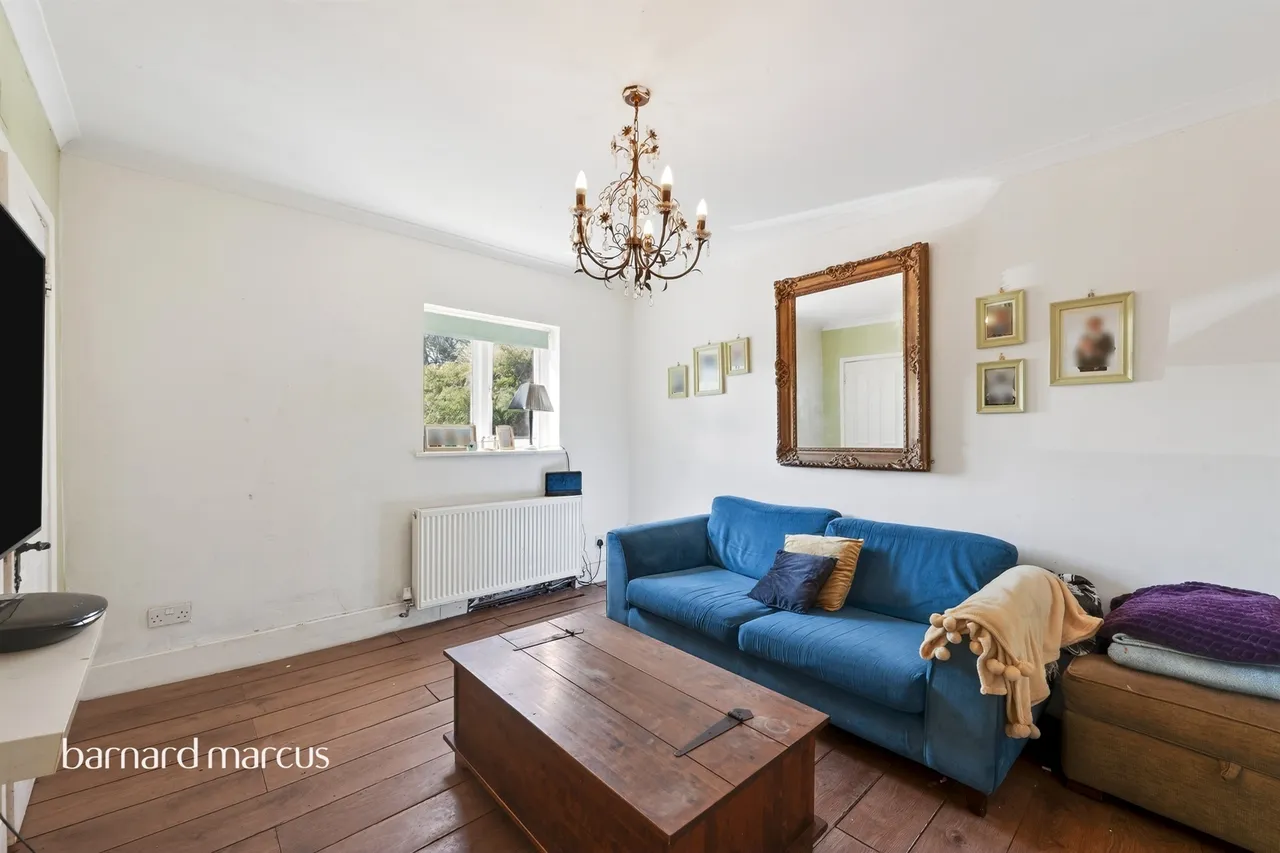 Woodcote Road, Epsom, KT18, photo 2