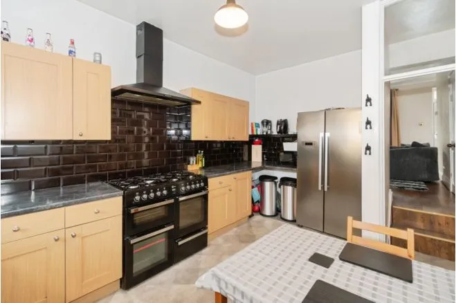 Clara Street, Farsley, LS28, photo 6