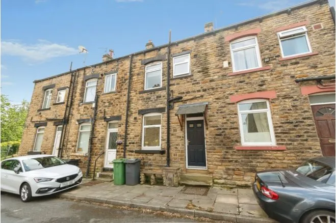 Clara Street, Farsley, LS28, photo 15