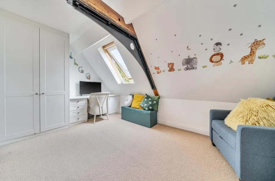 Bridgeman Drive, Windsor, SL4, photo 11