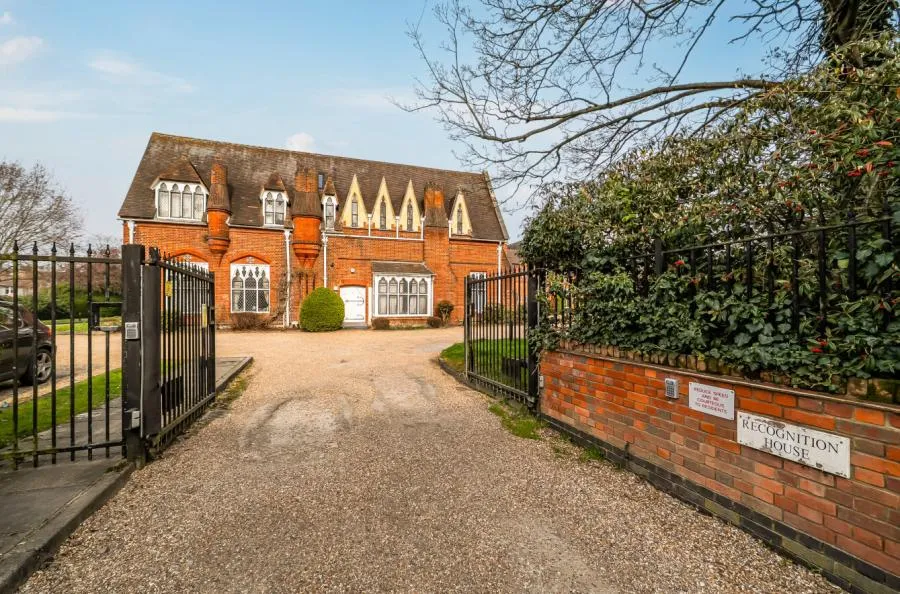 Bridgeman Drive, Windsor, SL4, photo 16