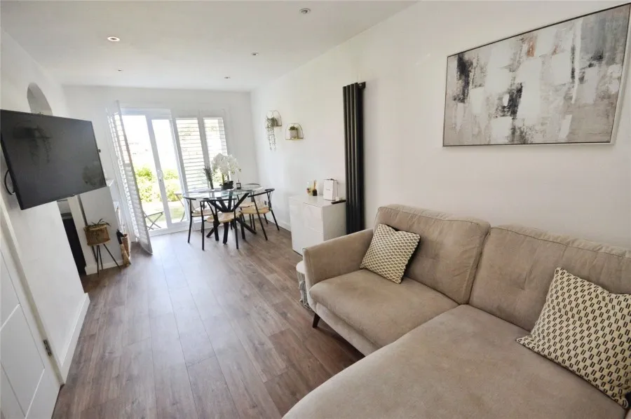 with 1 bedroom in South Street, Bishop's Stortford, CM23, photo 2