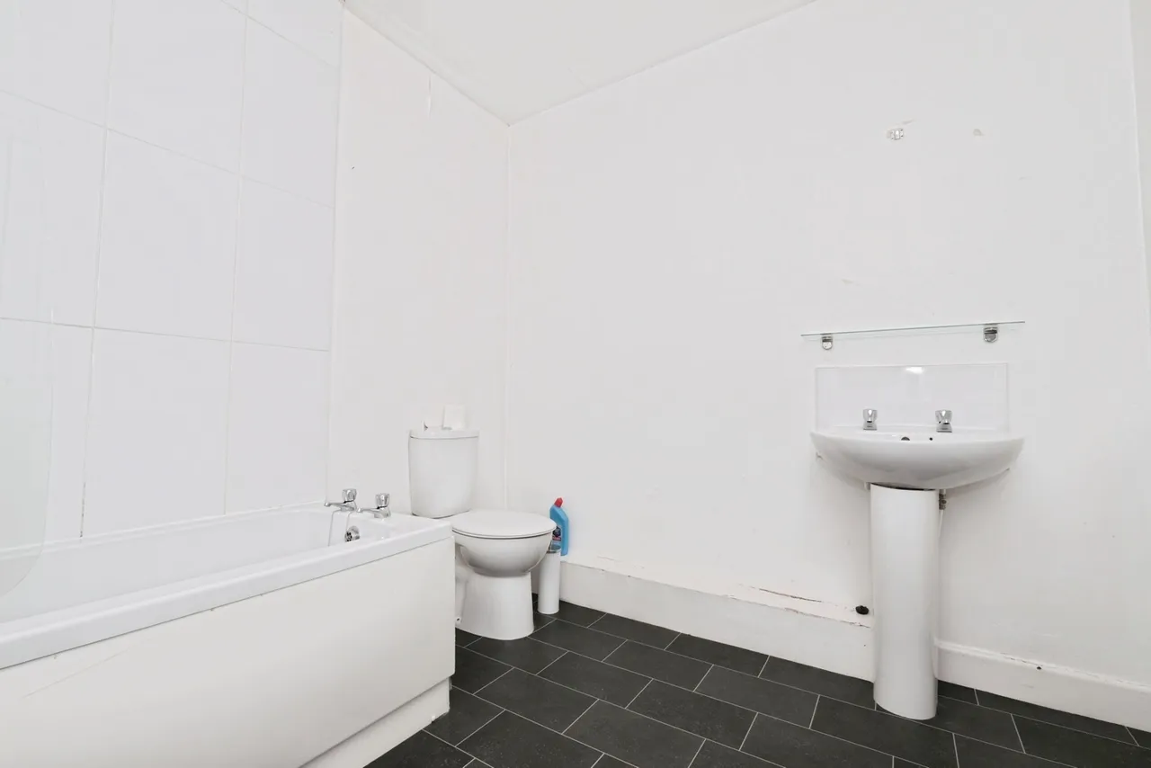 Carlton Road, Nottingham, Nottinghamshire, NG3, photo 12