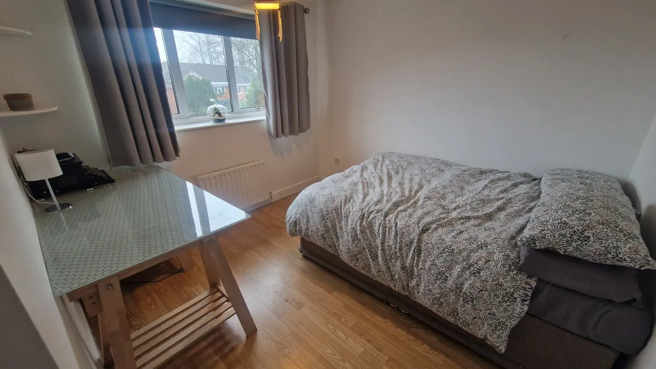 Bond Way, Hednesford, WS12, photo 12