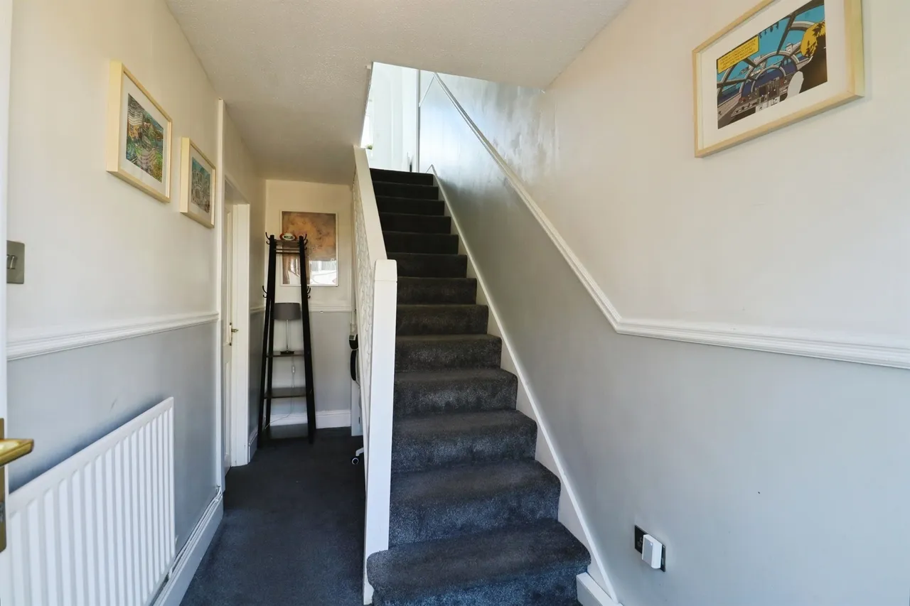 Llandilo Close, Dinas Powys, CF64, photo 12