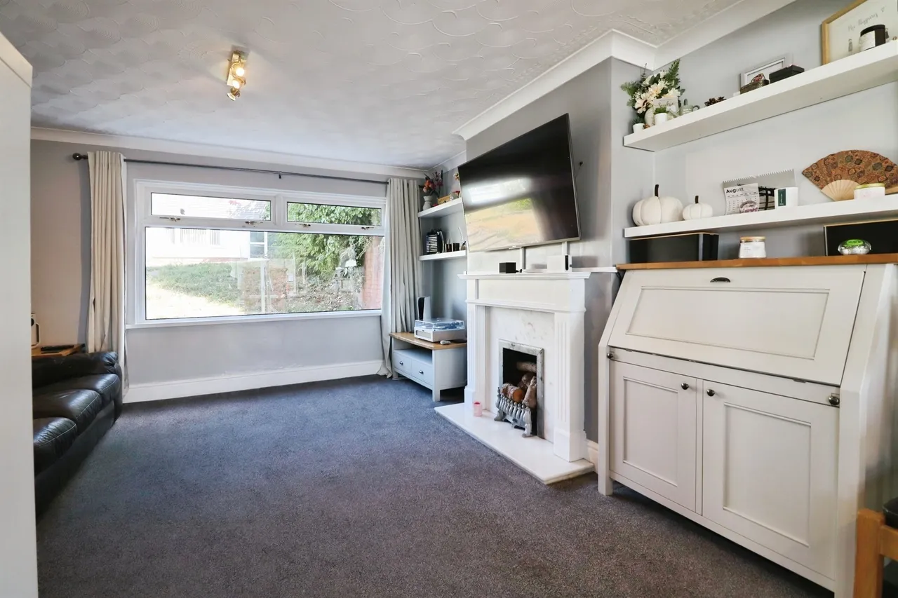 Llandilo Close, Dinas Powys, CF64, photo 5