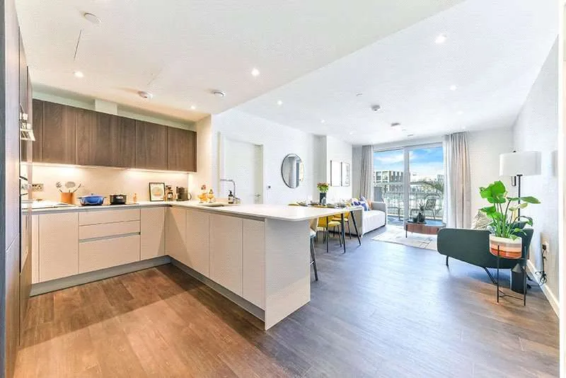 Nine Elms Lane, London, SW11 7DE, photo 4