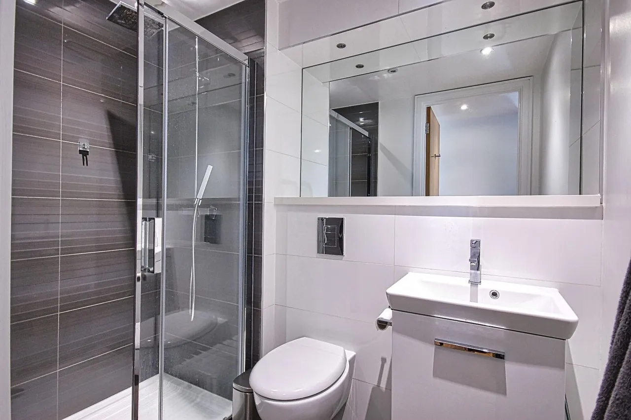Titan Court, Mill Hill, NW7, Flower Lane, NW7, photo 8
