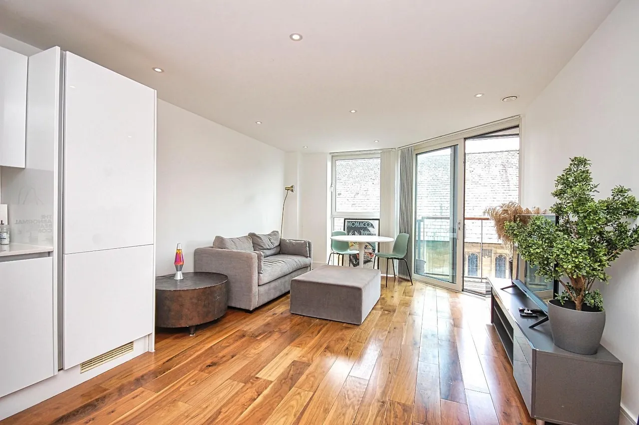 Titan Court, Mill Hill, NW7, Flower Lane, NW7, photo 6