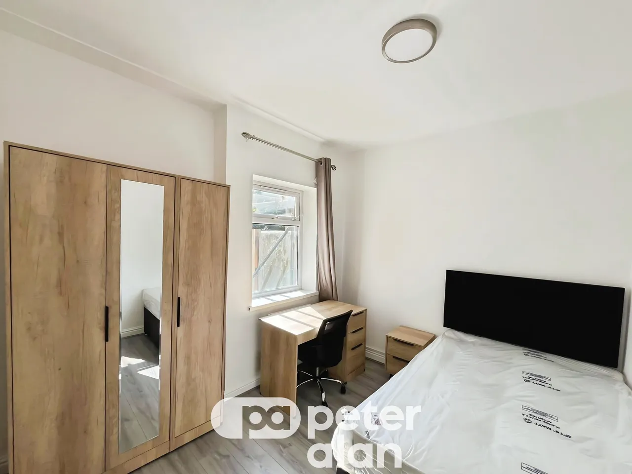 Colum Road, Cardiff, CF10, photo 7