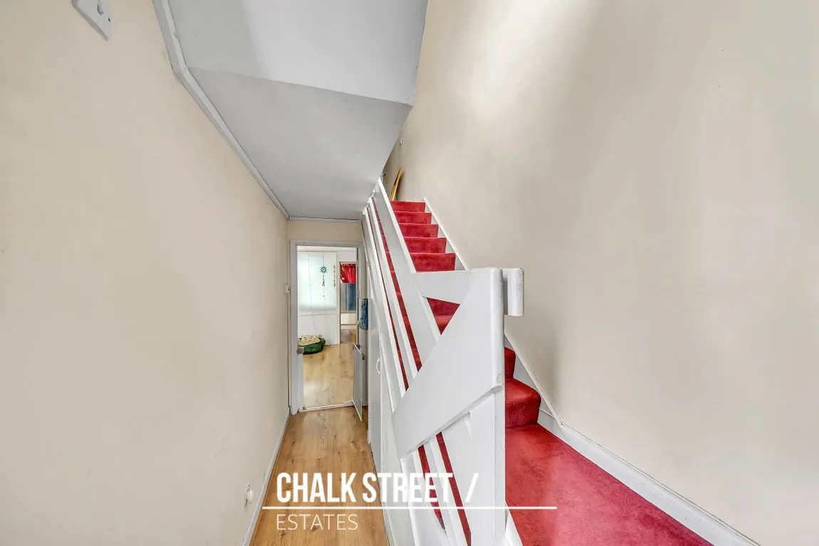 Dunster Crescent, Hornchurch, RM11, photo 8
