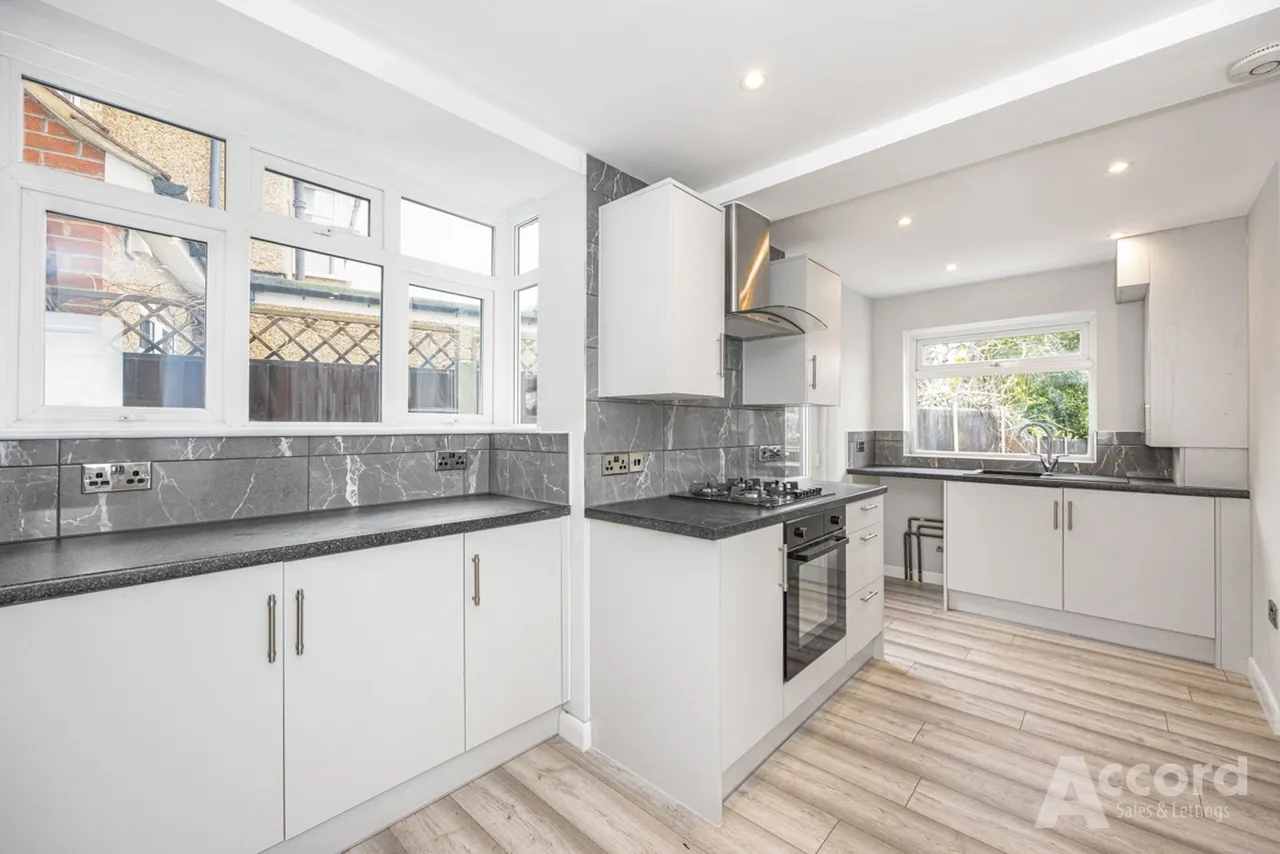 Woodlands Road, Romford, RM1, photo 3
