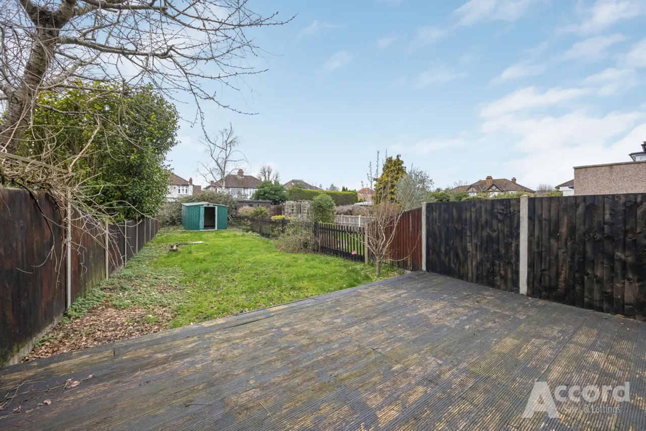 Woodlands Road, Romford, RM1, photo 39