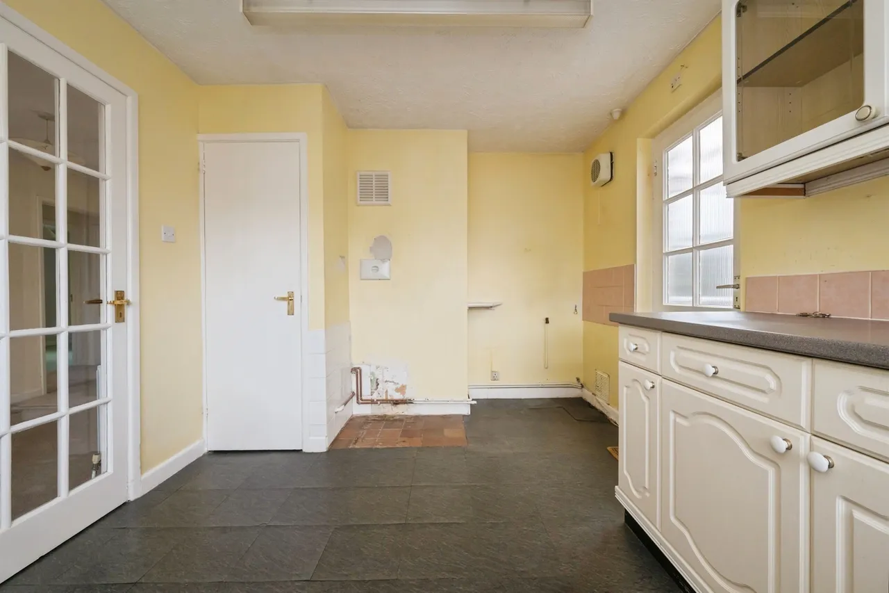 Kiln Green, Colden Common, SO21, photo 15
