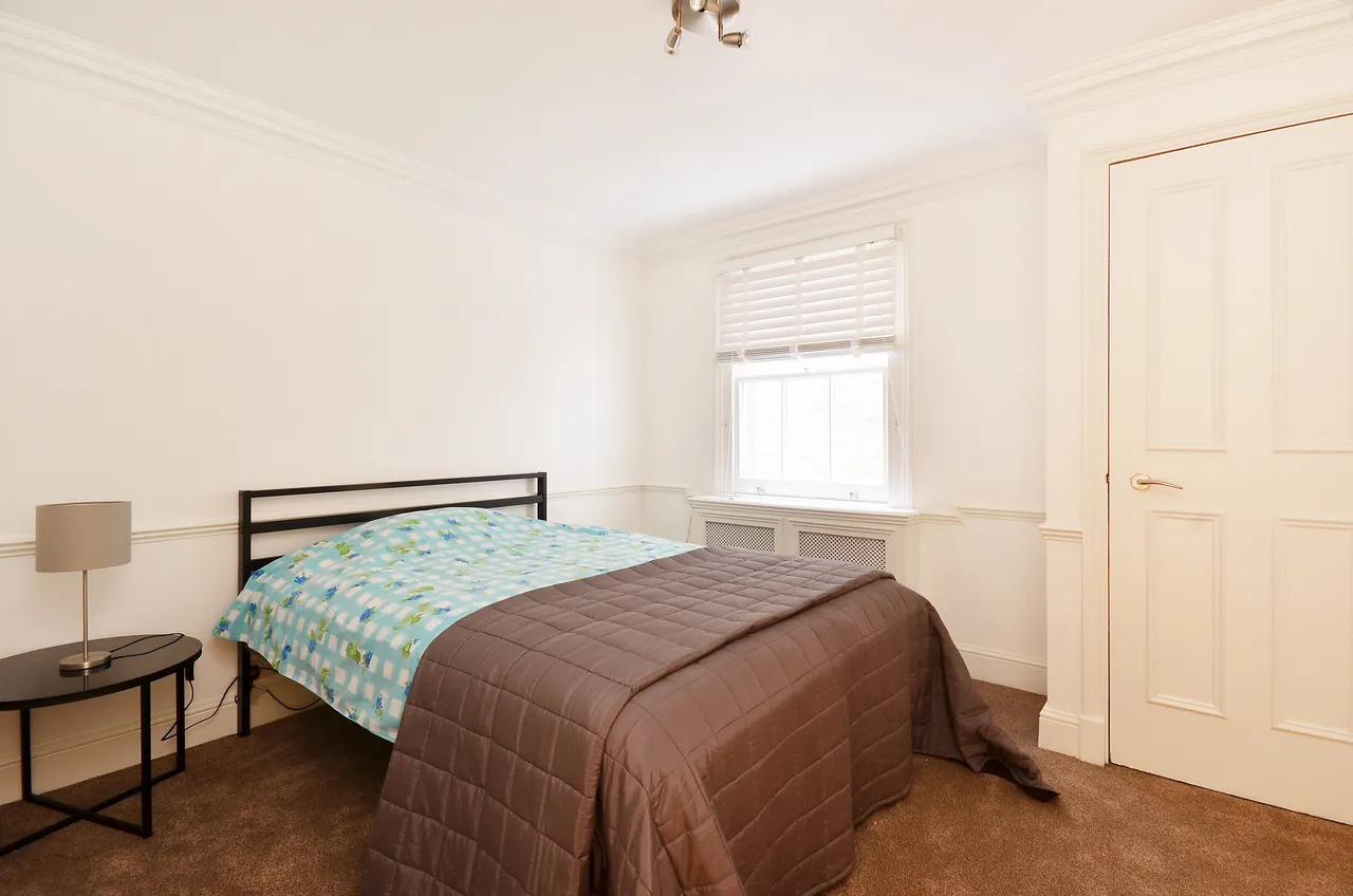 35 Park Gate, 27 Inverness Terrace, London, photo 5