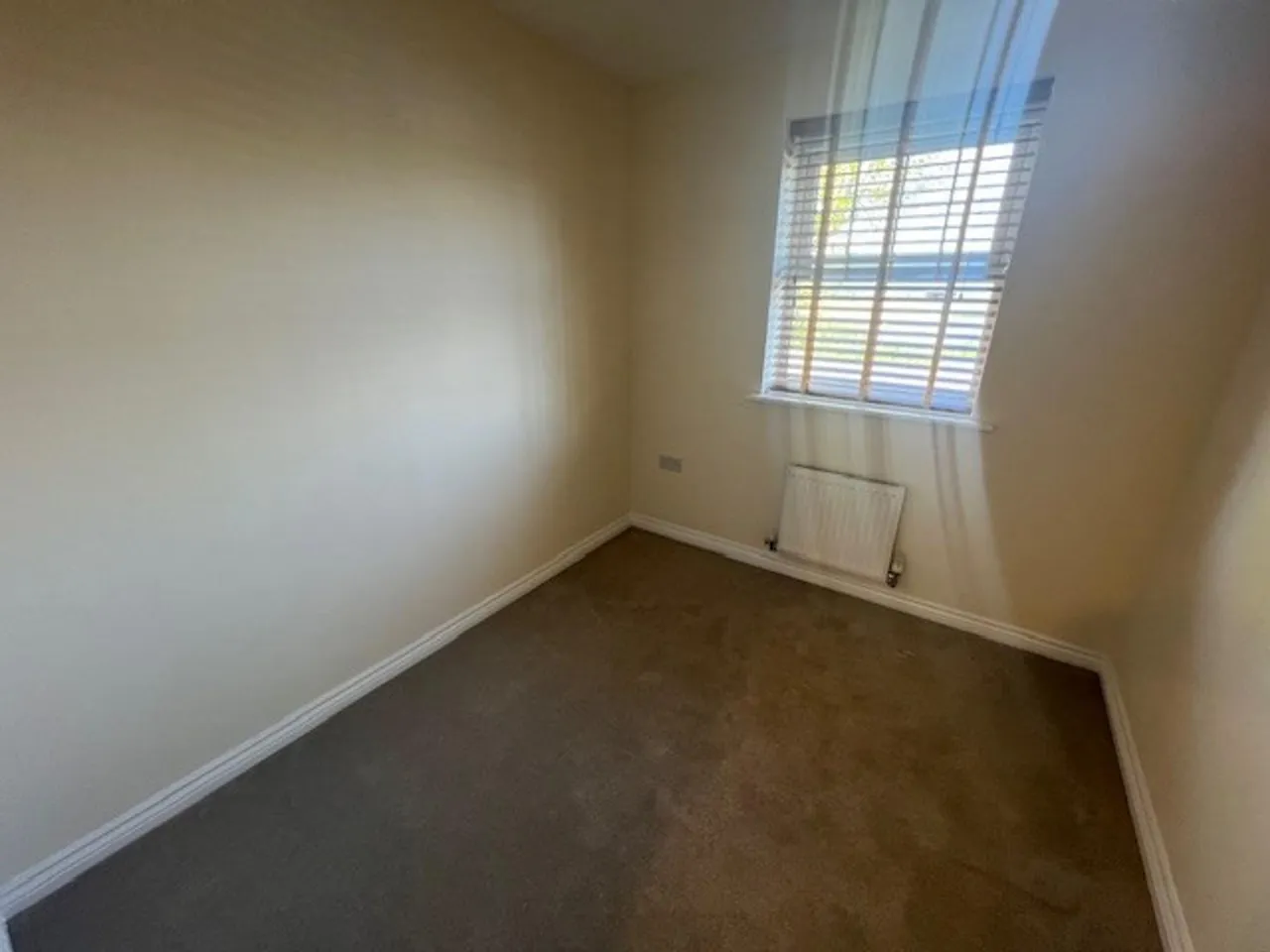 Hathersage Close, Grantham, NG31, photo 6