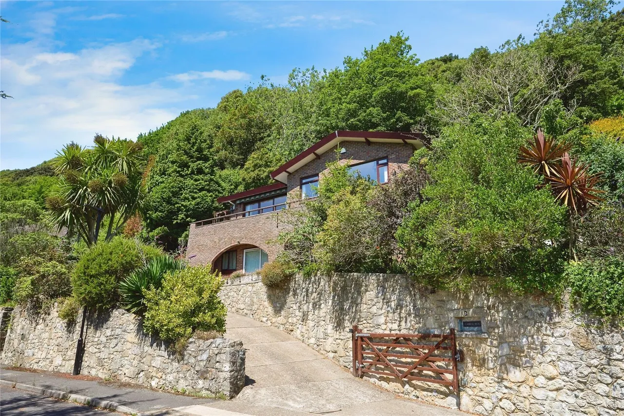 5 bed house for sale, Fishers, St. Lawrence, PO38
