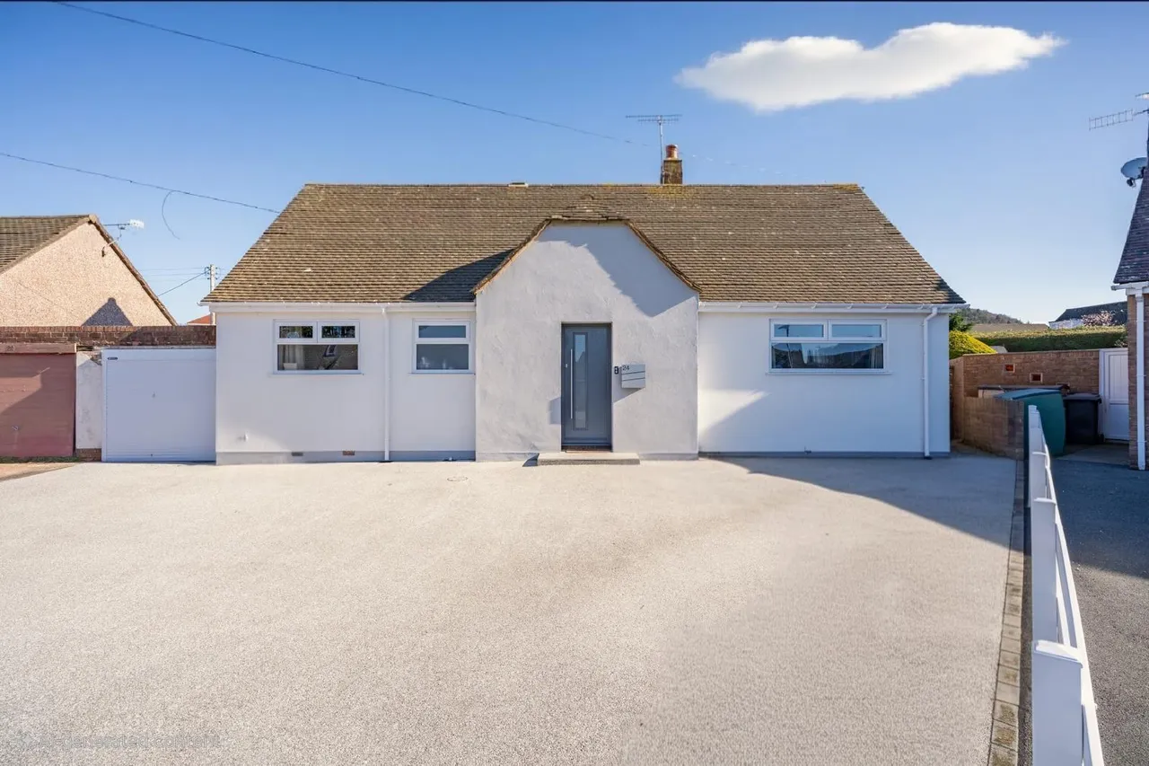 Compton Way, Abergele, LL22, photo 3