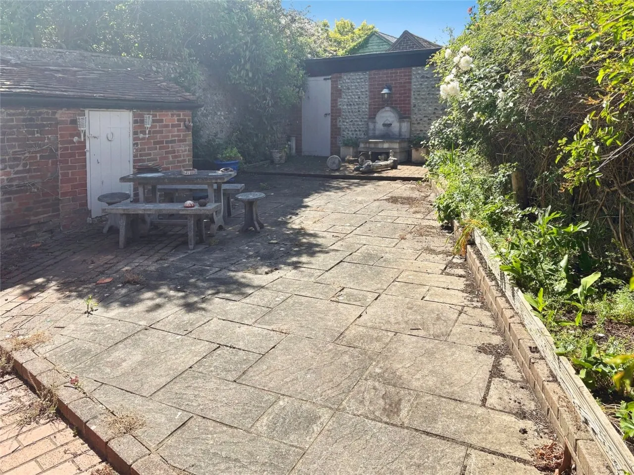 Angmering, BN16, photo 29