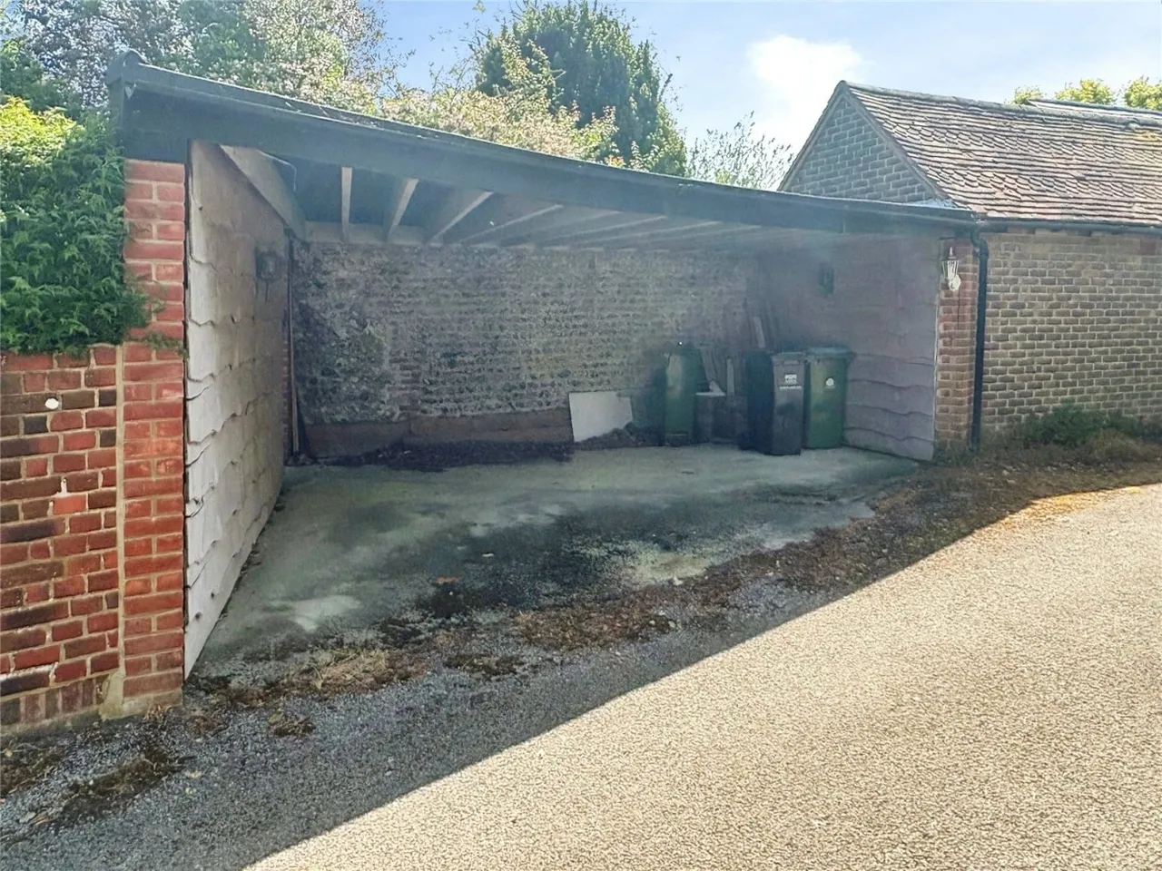 Angmering, BN16, photo 13