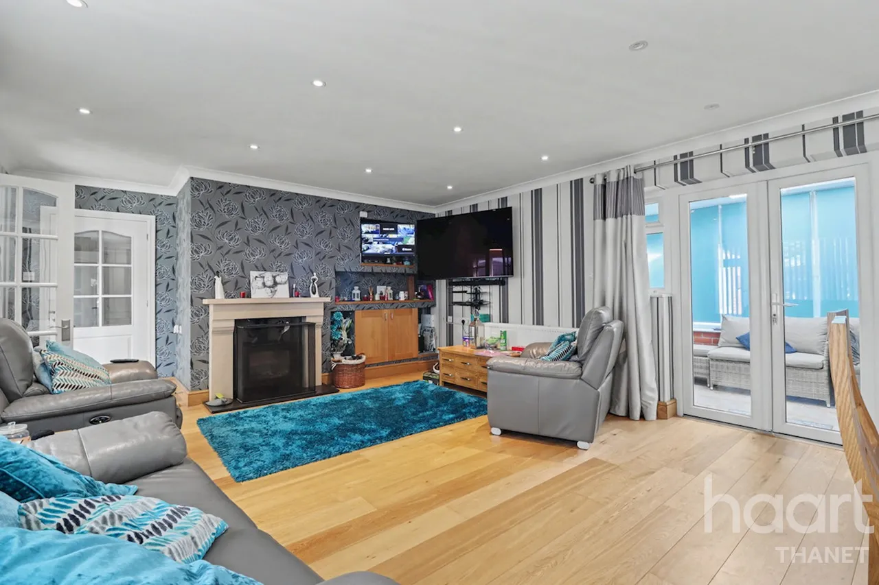 Tivoli Park Avenue, Margate, CT9, photo 3