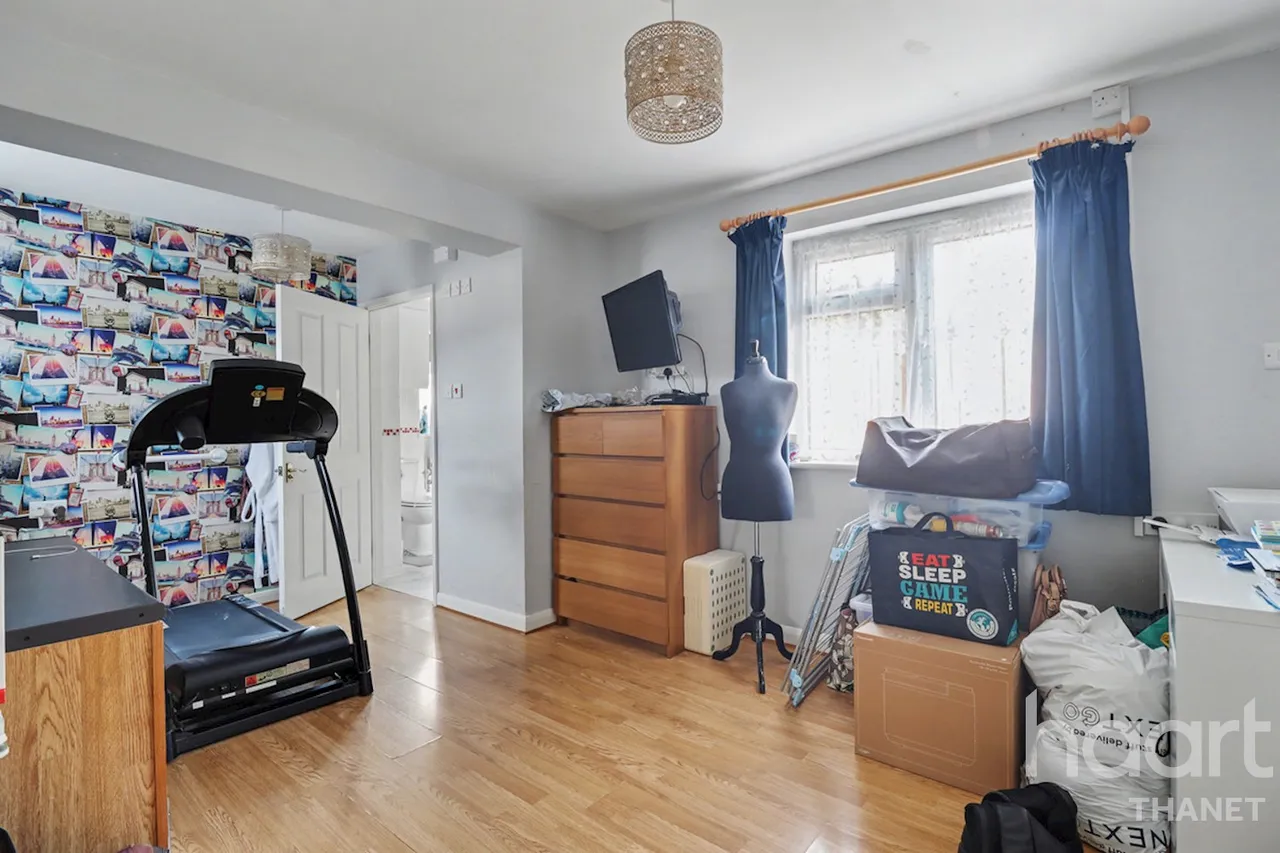 Tivoli Park Avenue, Margate, CT9, photo 14