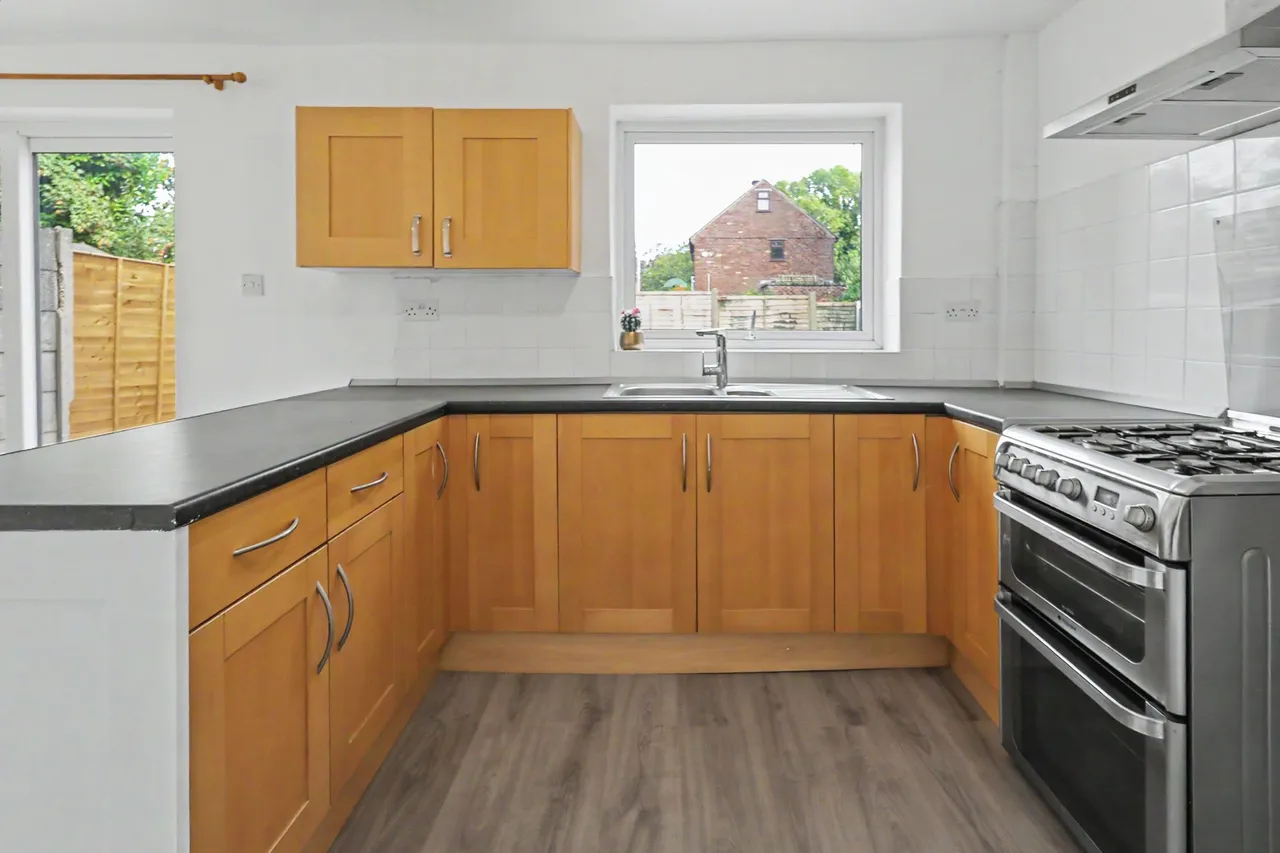 Tully Avenue, Newton-Le-Willows, Newton-Le-Willows, WA12 9JZ, photo 6