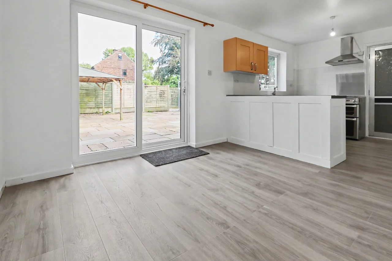 Tully Avenue, Newton-Le-Willows, Newton-Le-Willows, WA12 9JZ, photo 4