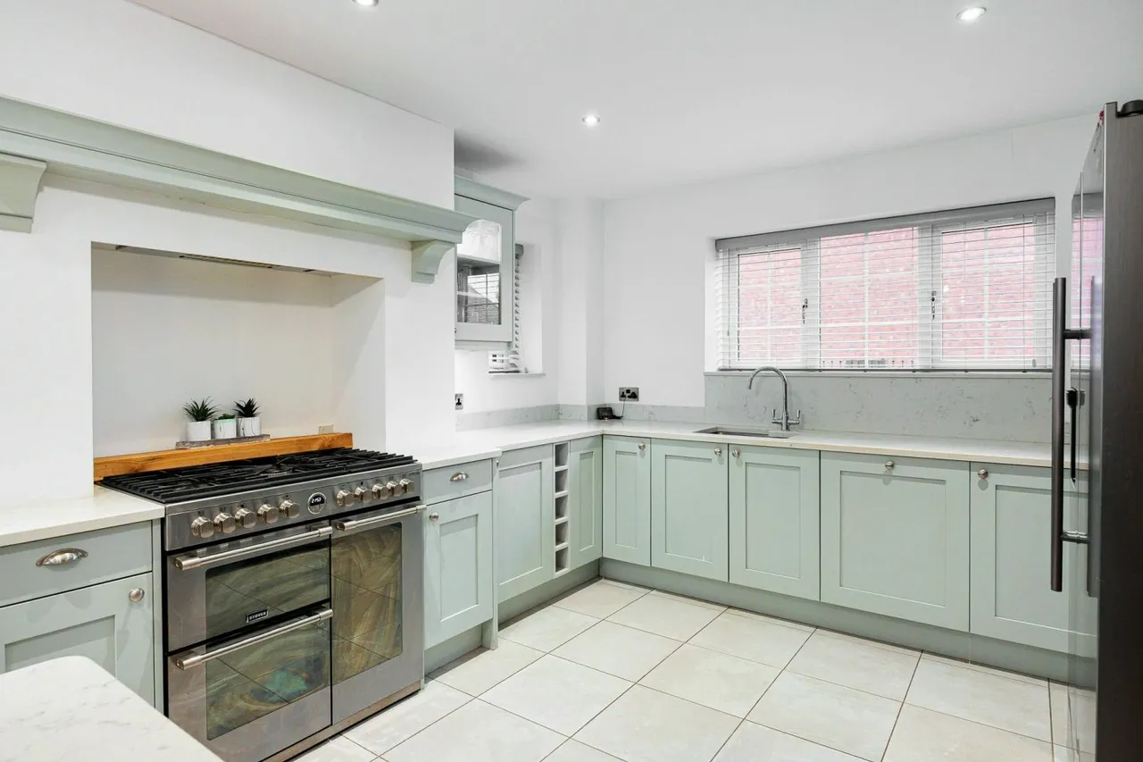Cheadle Road, Blythe Bridge, ST11, photo 11