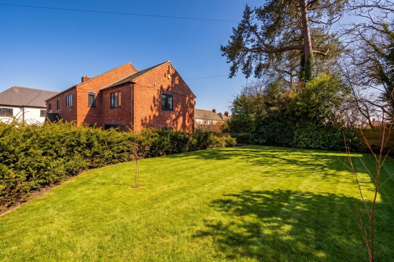 Cheadle Road, Blythe Bridge, ST11, photo 14