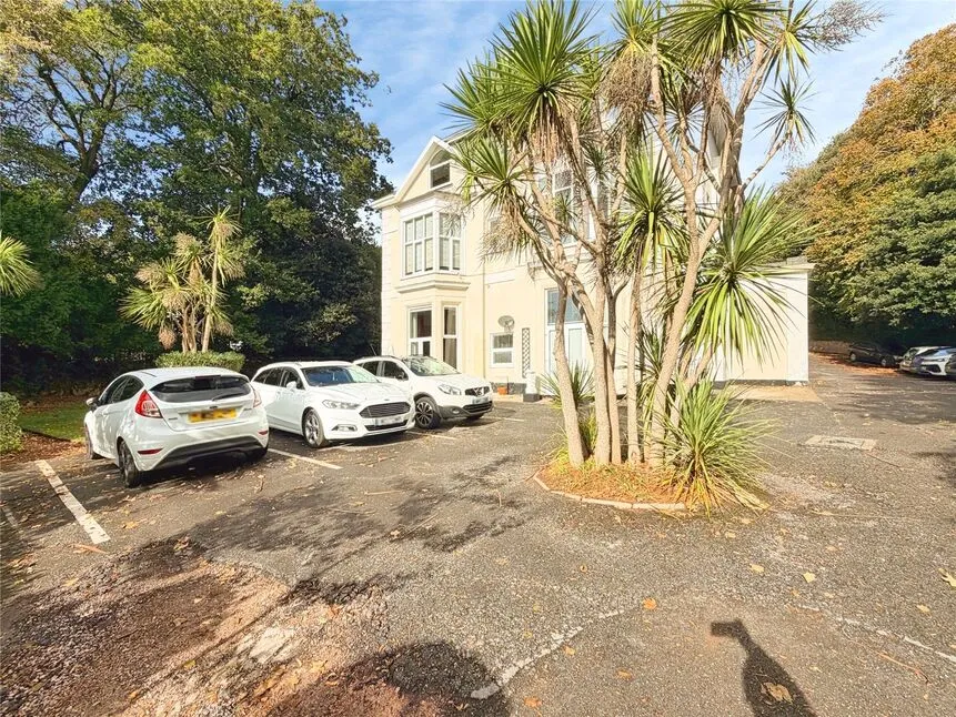 1 bed flat to rent, Middle Warberry Road, Torquay, TQ1