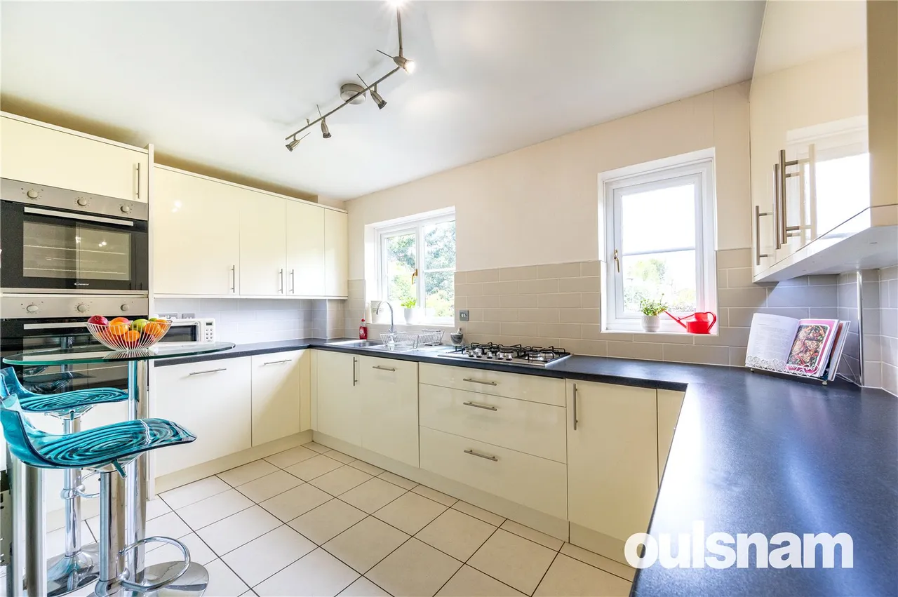 Brookfield Close, Hunt End, Redditch, Worcestershire, B97 5LL, photo 8