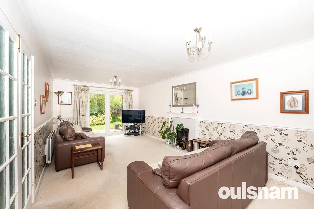 Brookfield Close, Hunt End, Redditch, Worcestershire, B97 5LL, photo 3